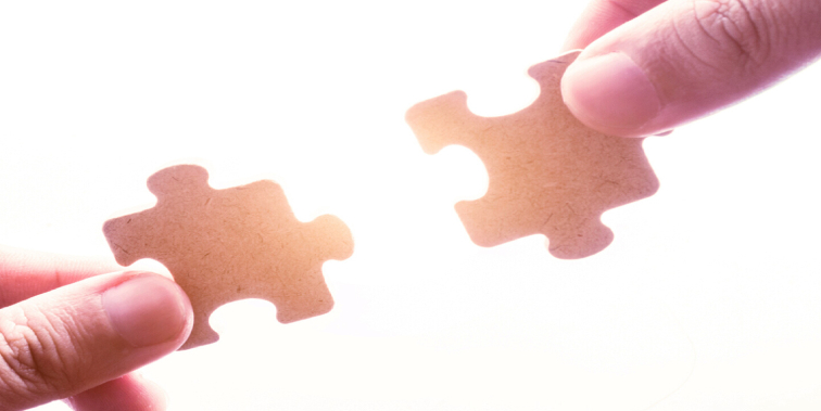 非常差異品牌定位：左手品牌，右手堅持！