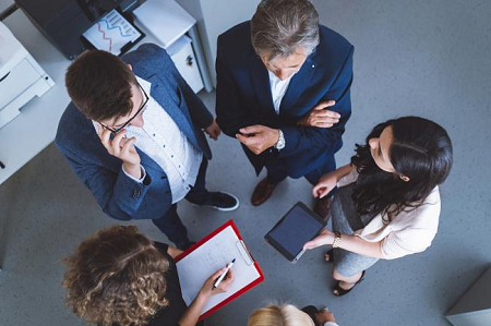 運(yùn)營(yíng)效率和定位之下運(yùn)營(yíng)配稱系統(tǒng)的區(qū)別