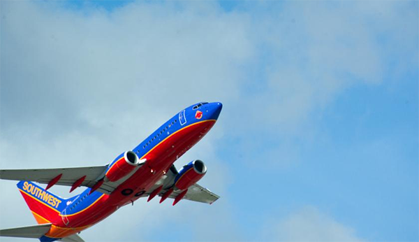 品牌運(yùn)營效率,品牌戰(zhàn)略配稱,品牌運(yùn)營配稱