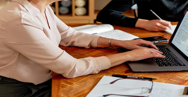 公司品牌戰(zhàn)略怎么規(guī)劃？制定考慮哪些內(nèi)容？