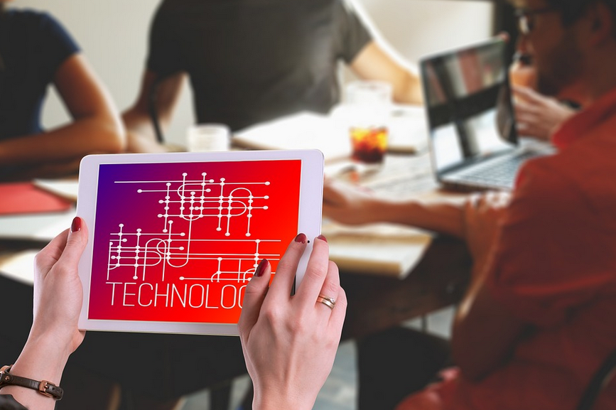 企業(yè)戰(zhàn)略定位三要素是什么？包括哪些理論？